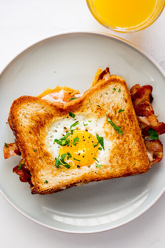 Pancetta, Egg and Brie Rosette