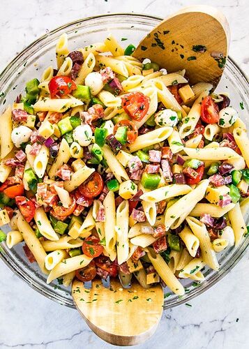 Pasta and bell pepper salad