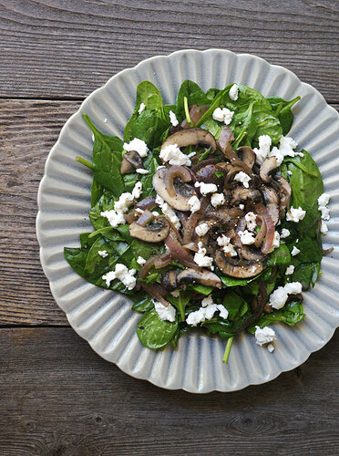 Spinach Salad with Marinated Shiitake and Red Onions